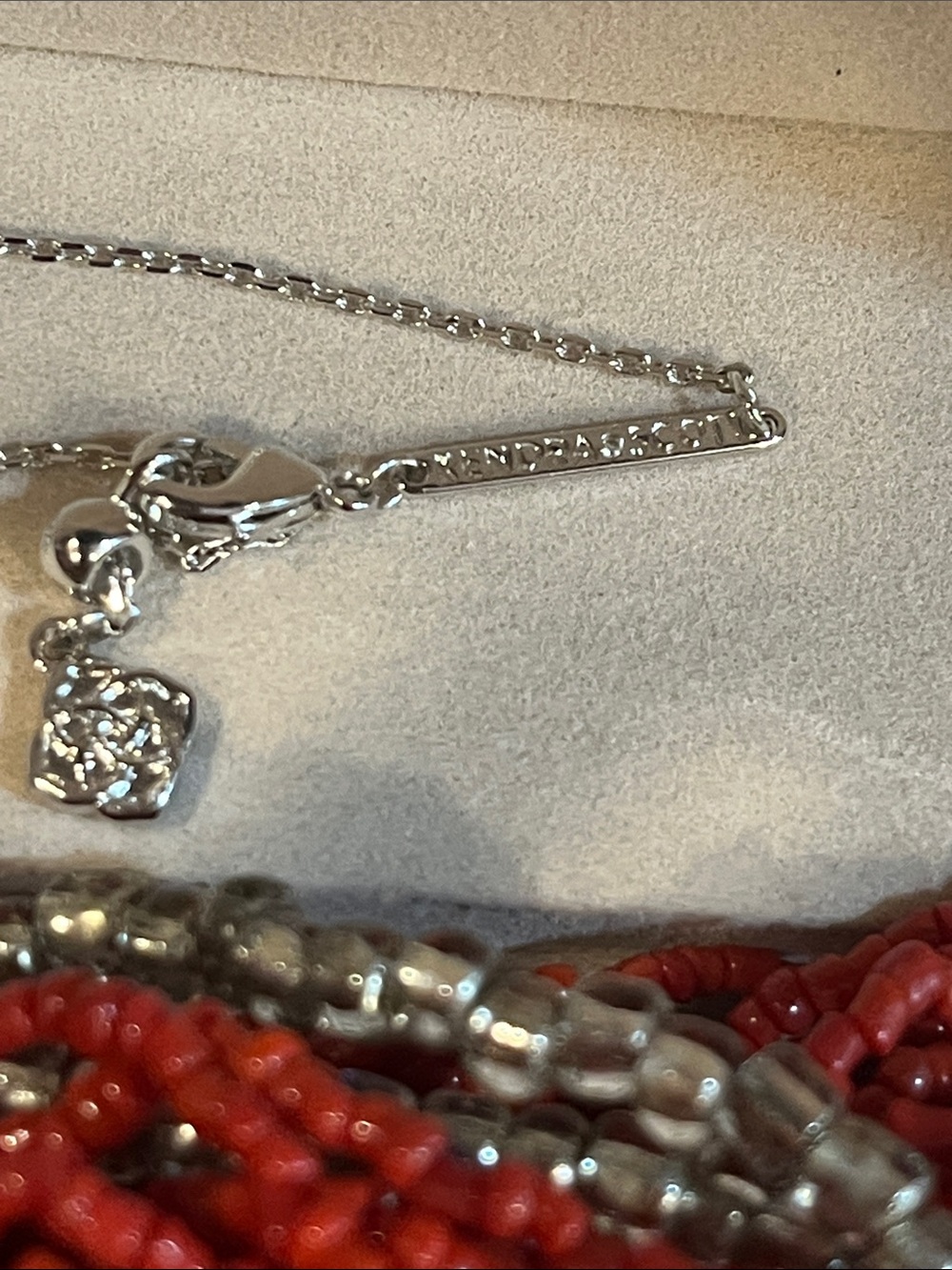 Necklaces only mystery keepsake starfish box - Picture 13 of 14